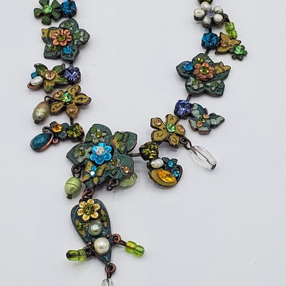 Vintage Floral Statement Necklace - Picture 3 of 7